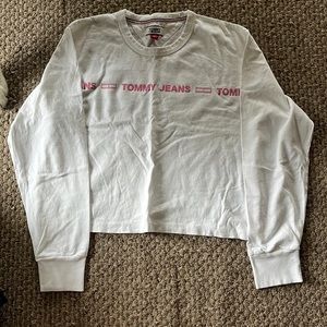 Cropped long sleeve tee shirt